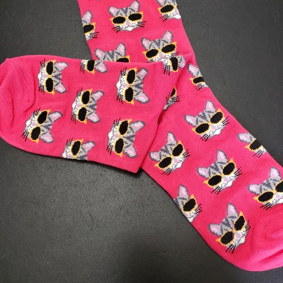 🧦3/$25 HotSox hot pink cool kitty cat socks - Picture 3 of 4